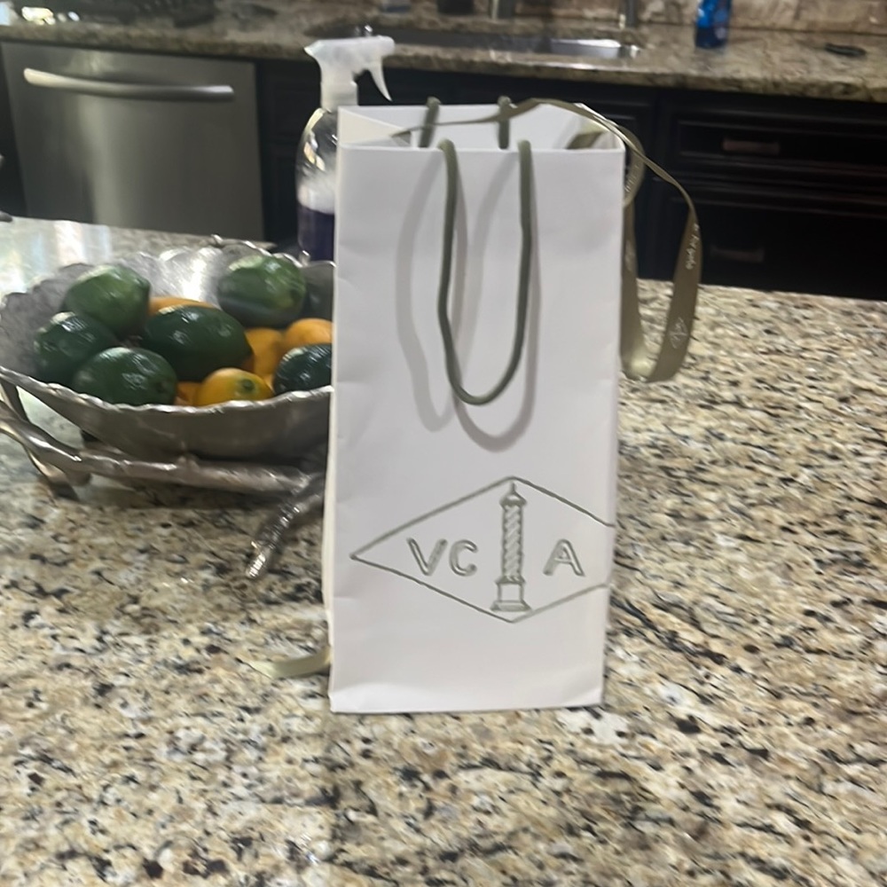 Van cleef & Arpels authentic shopping bag